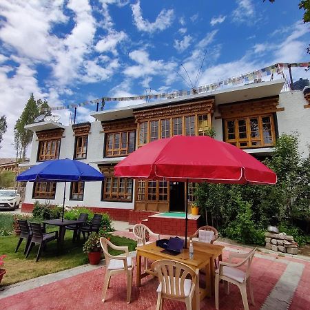 Jig Gyas Guest House Leh Buitenkant foto