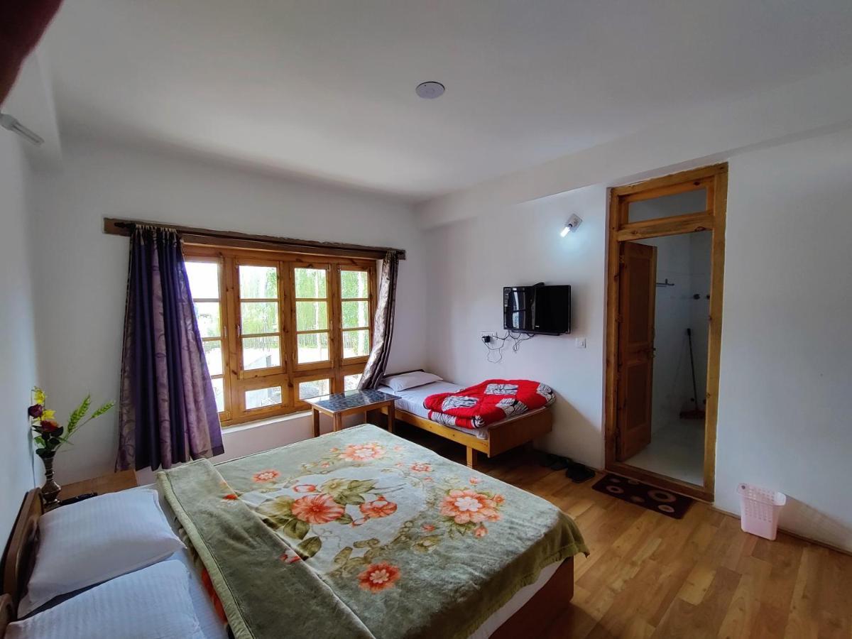 Jig Gyas Guest House Leh Buitenkant foto